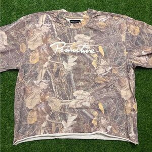 Men’s heavyweight Primitive camo cropped T